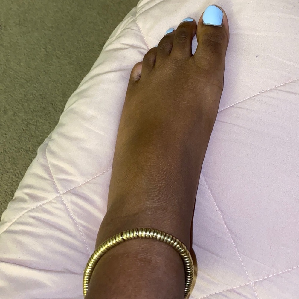 gold anklet